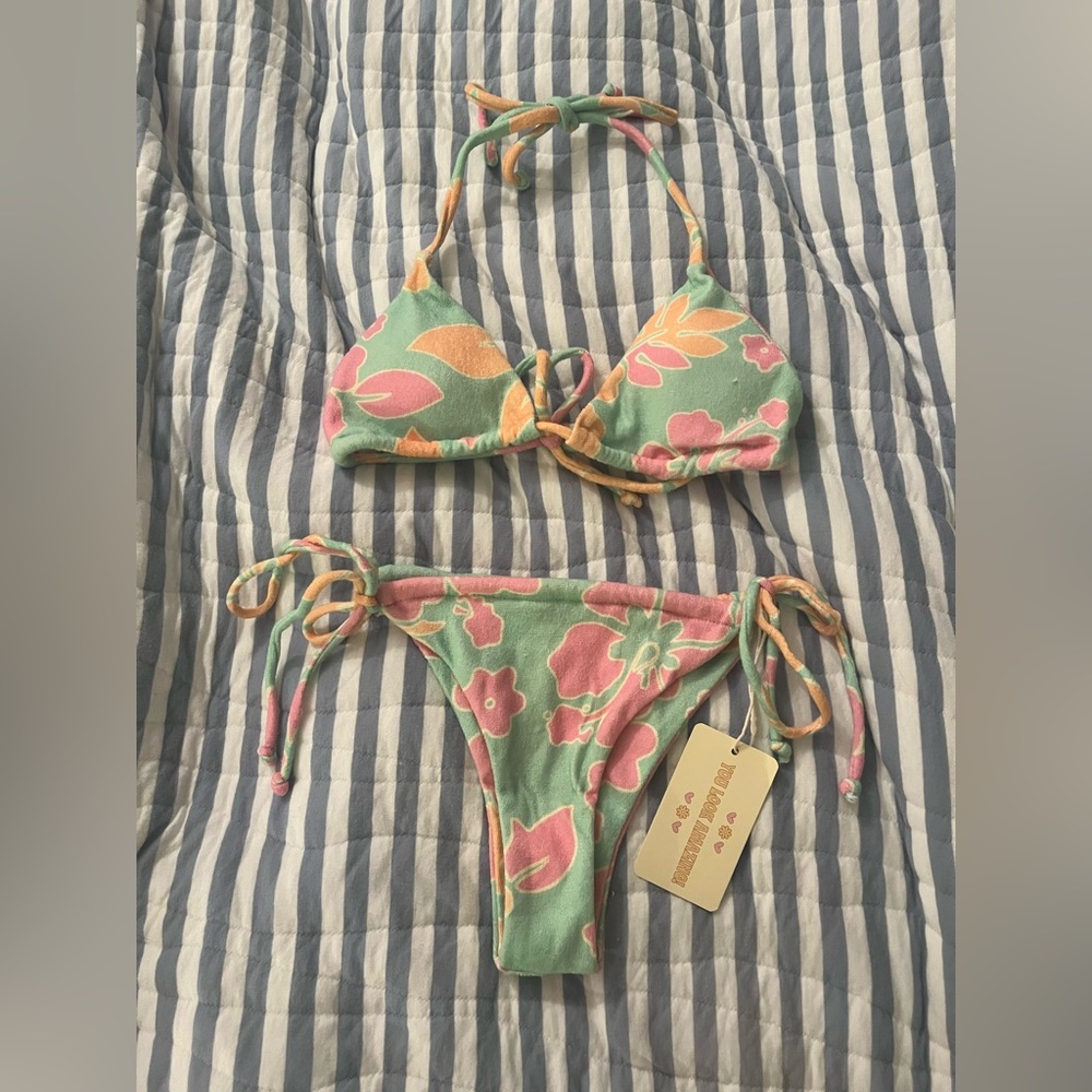 Kiva green bikini set